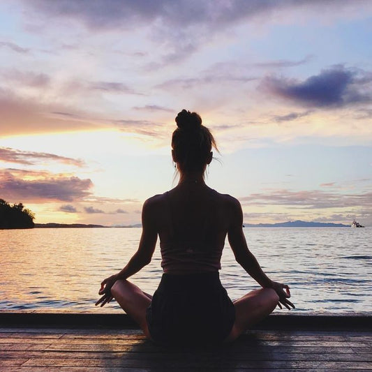 HydrateHarbor: Gummies for Balanced Living